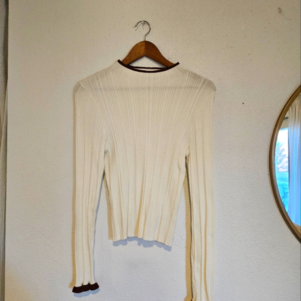 Ribbed long sleeve
